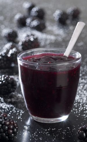 Confiture de fraise, framboise ou mûre