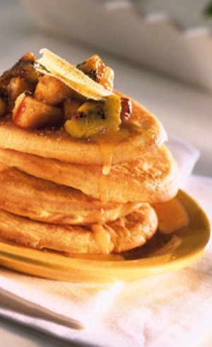 Pancake à la compote et aux fruits