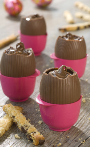Mousse au chocolat de Pâques et ses mouillettes de cookies